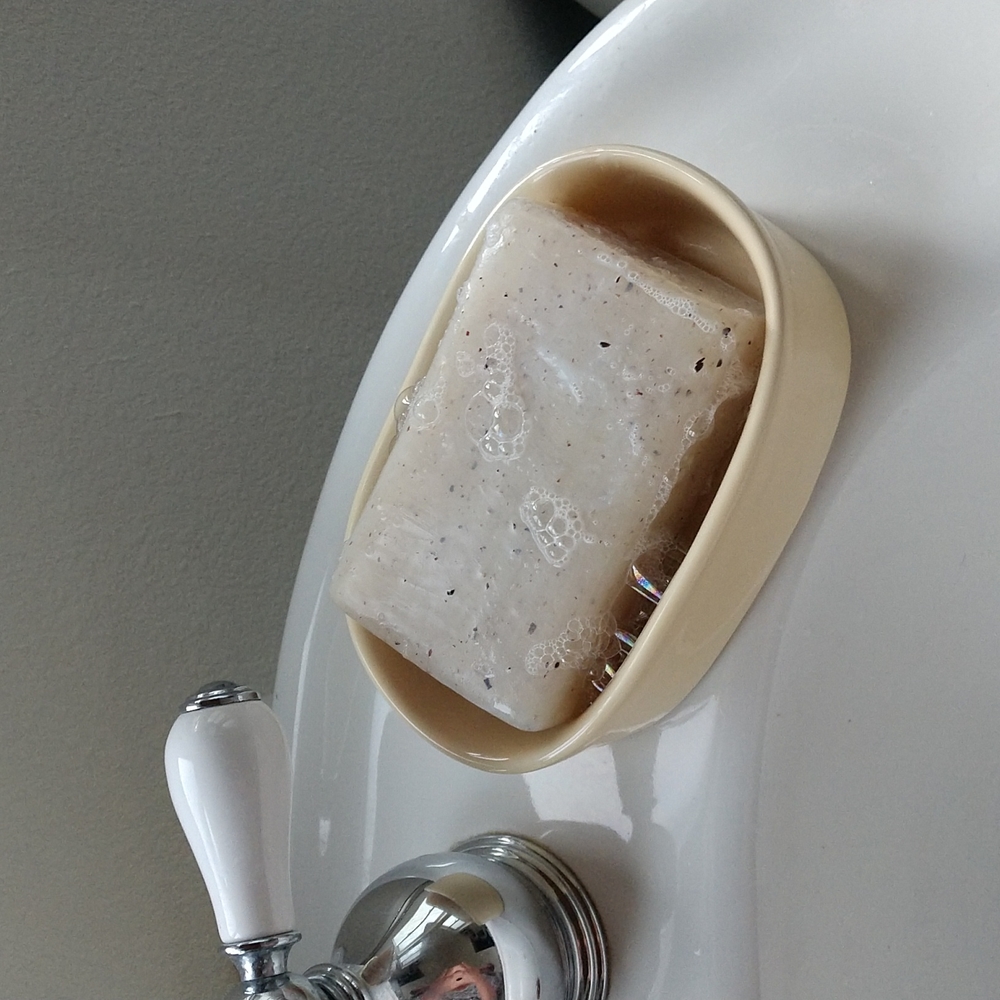 Perfect pale yellow soap dish